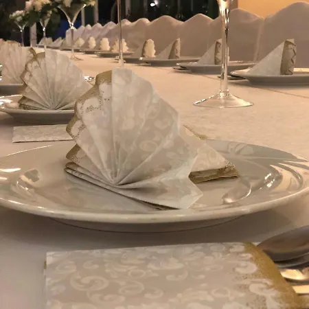 בית הארחה Folwark Nadmorska Ostoja