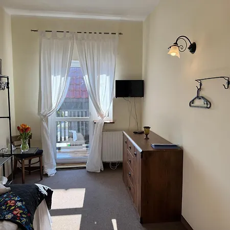 בית הארחה Folwark Nadmorska Ostoja