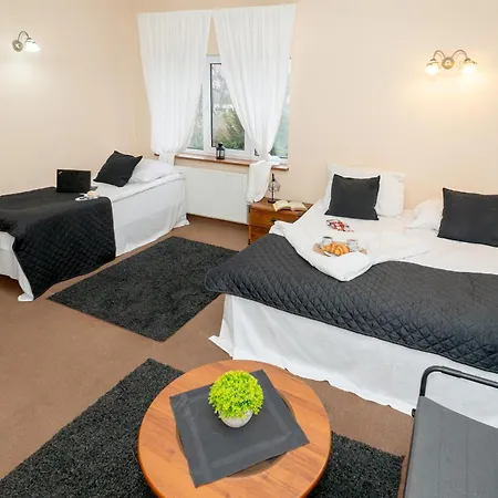 Folwark Nadmorska Ostoja בית הארחה מחלינקי