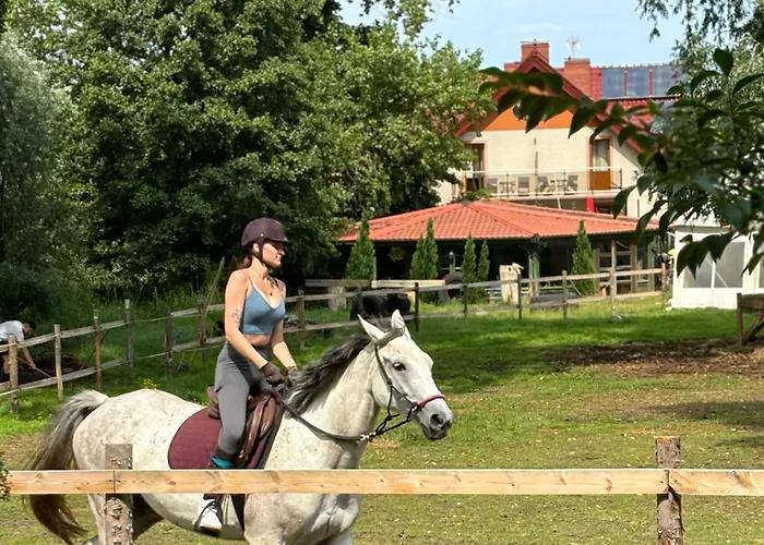 Folwark Nadmorska Ostoja 3* Mechelinki